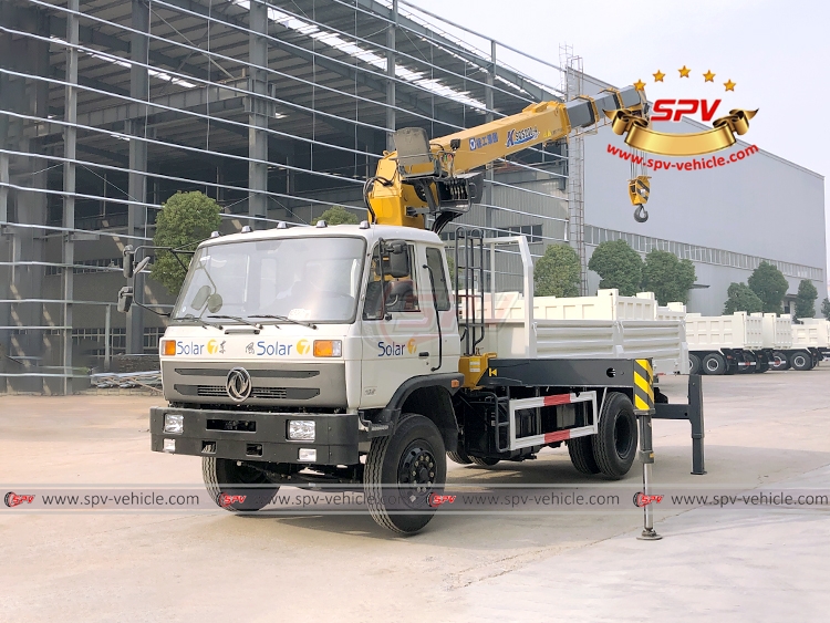 8 Tons Telescopic Crane Truck Dongfeng - W2